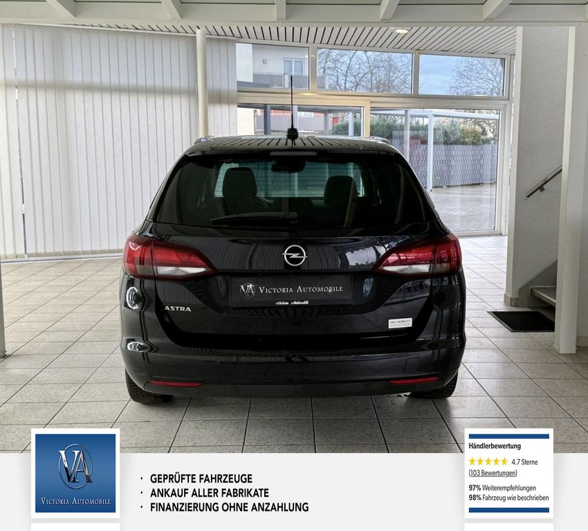 Opel Astra 2022