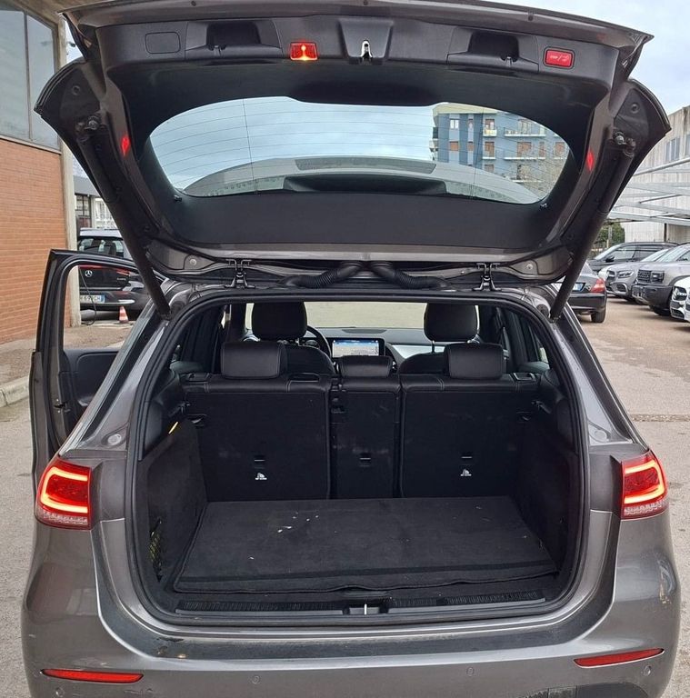 Mercedes-Benz B 200 2021