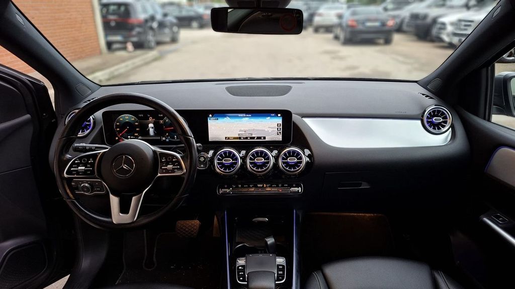 Mercedes-Benz B 200 2021