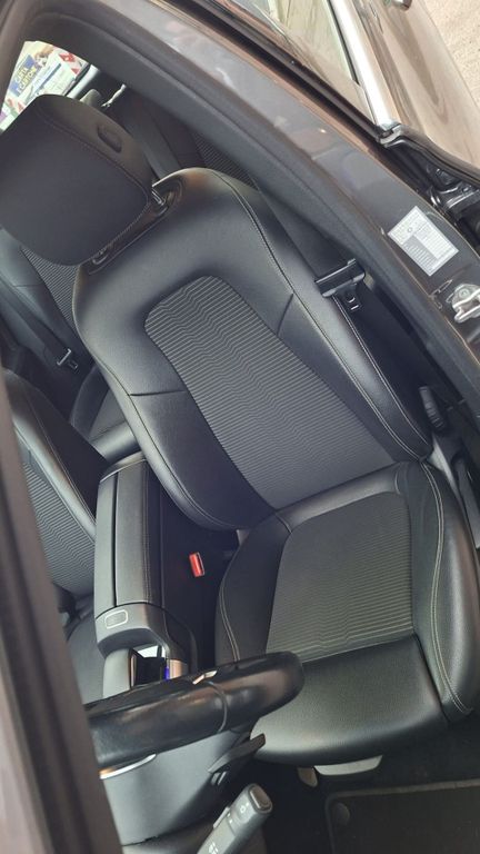 Mercedes-Benz B 200 2021