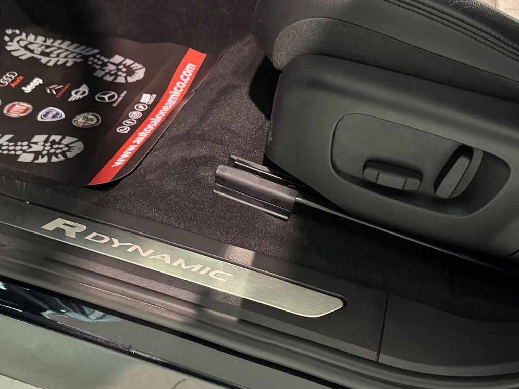 Land Rover Range Rover Evoque 2020