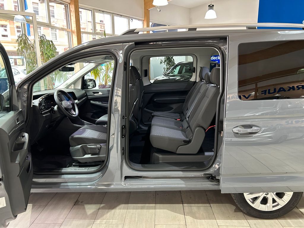 Ford Grand Tourneo 2025