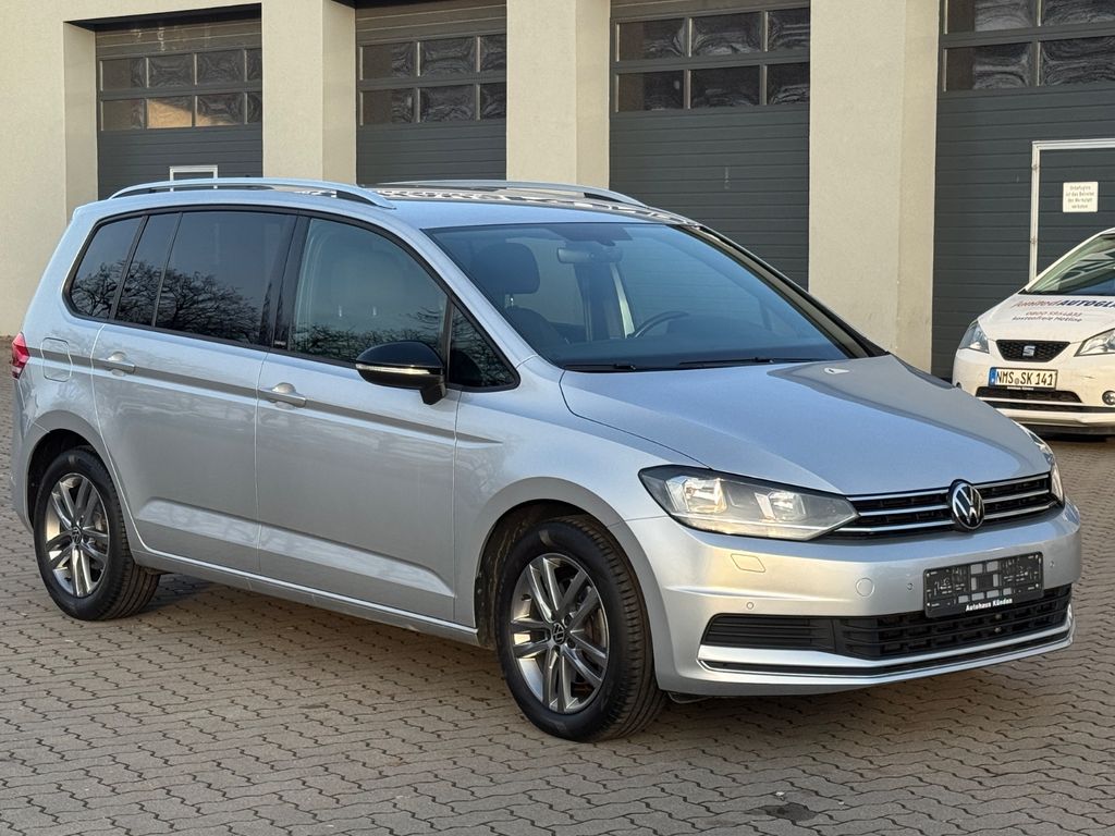 Volkswagen Touran 2021
