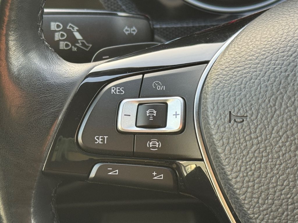 Volkswagen Touran 2021