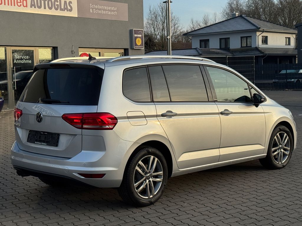 Volkswagen Touran 2021