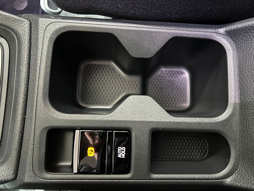 Ford Grand Tourneo 2025