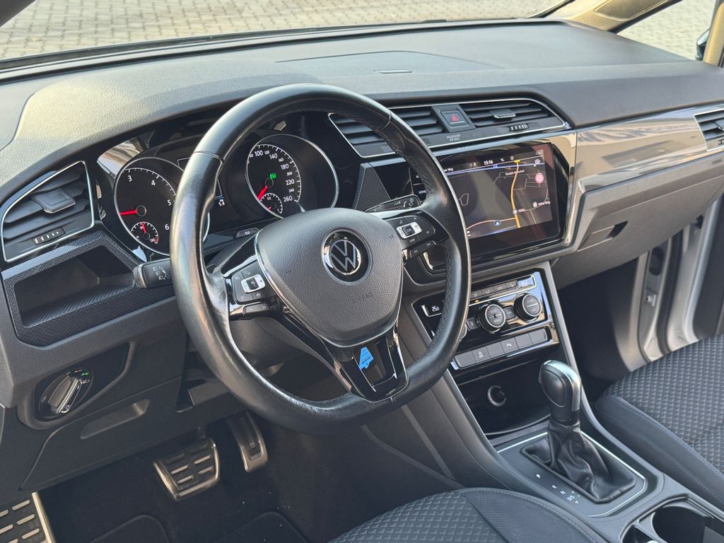 Volkswagen Touran 2021
