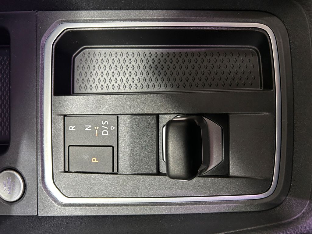 Ford Grand Tourneo 2025