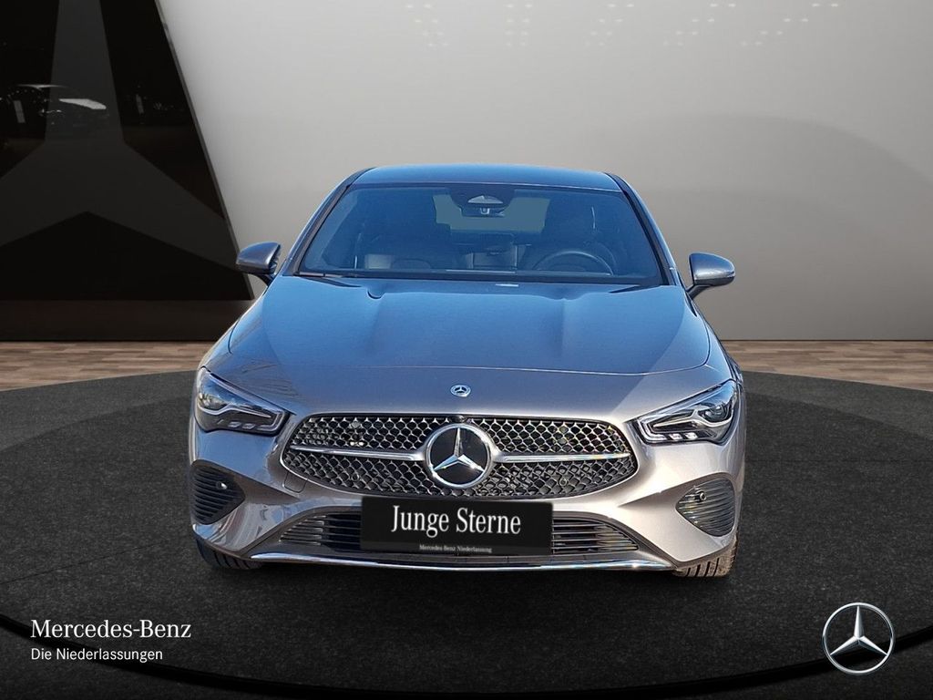 Mercedes-Benz CLA 180 2025