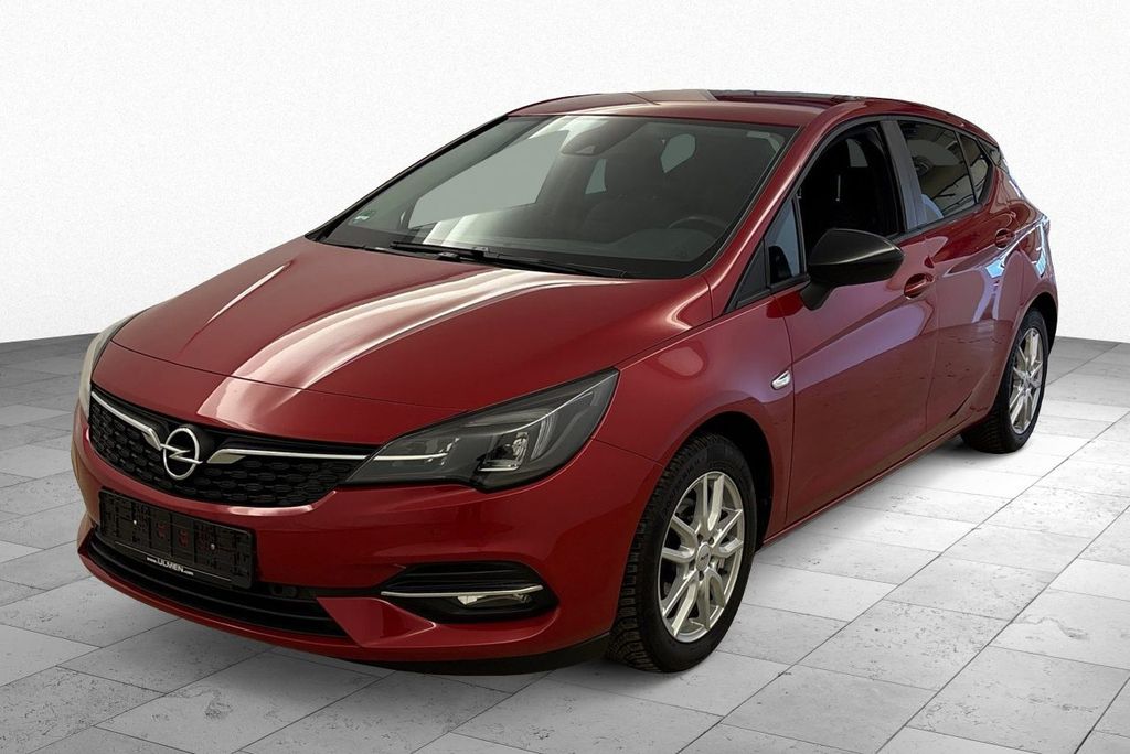 Opel Astra 2021