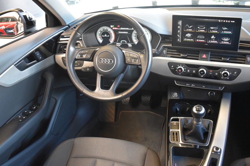 Audi A4 2022
