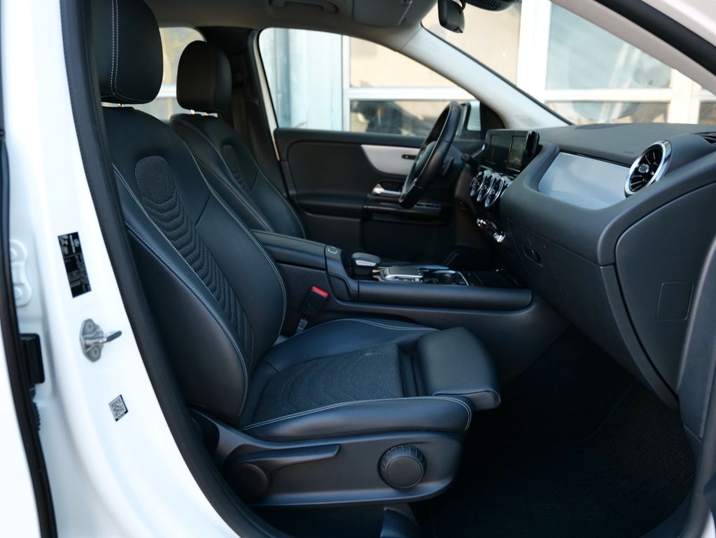 Mercedes-Benz GLA 180 2021