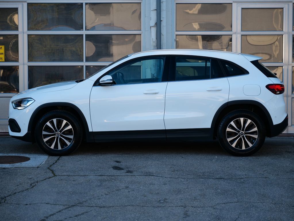Mercedes-Benz GLA 180 2021