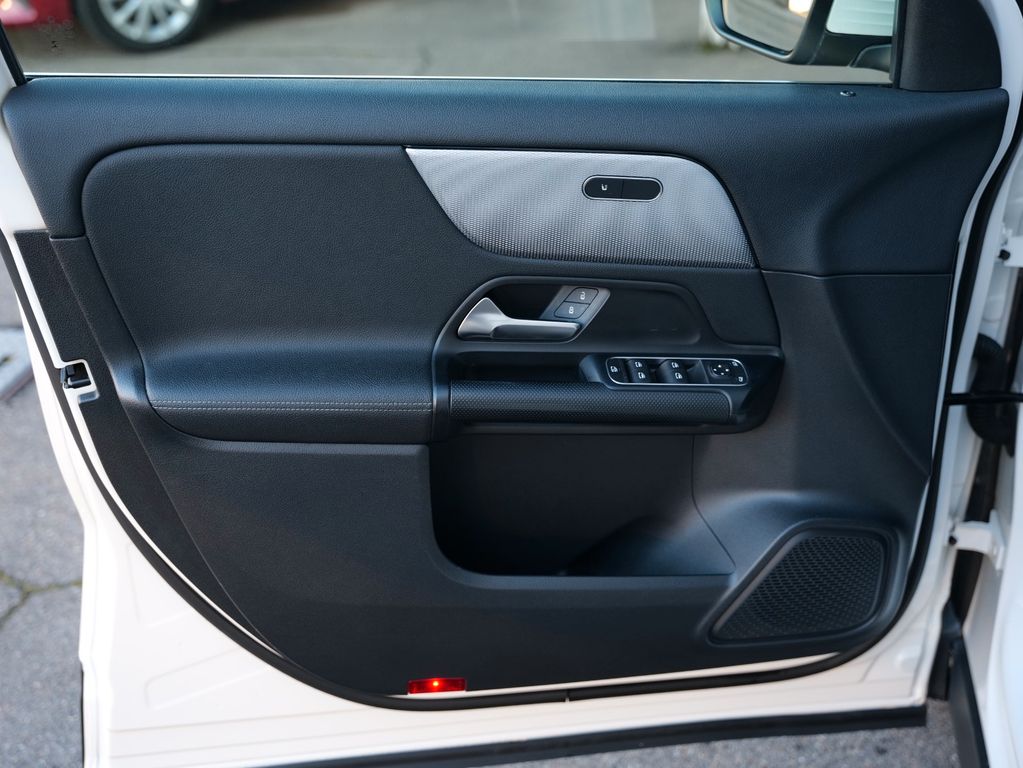 Mercedes-Benz GLA 180 2021