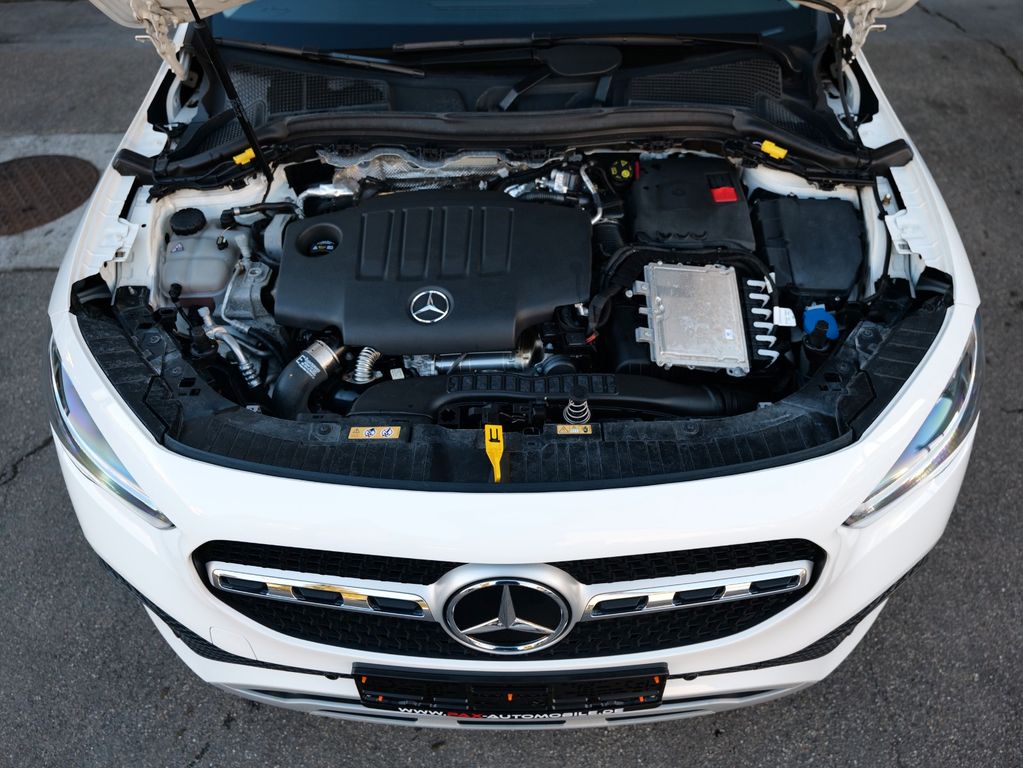 Mercedes-Benz GLA 180 2021