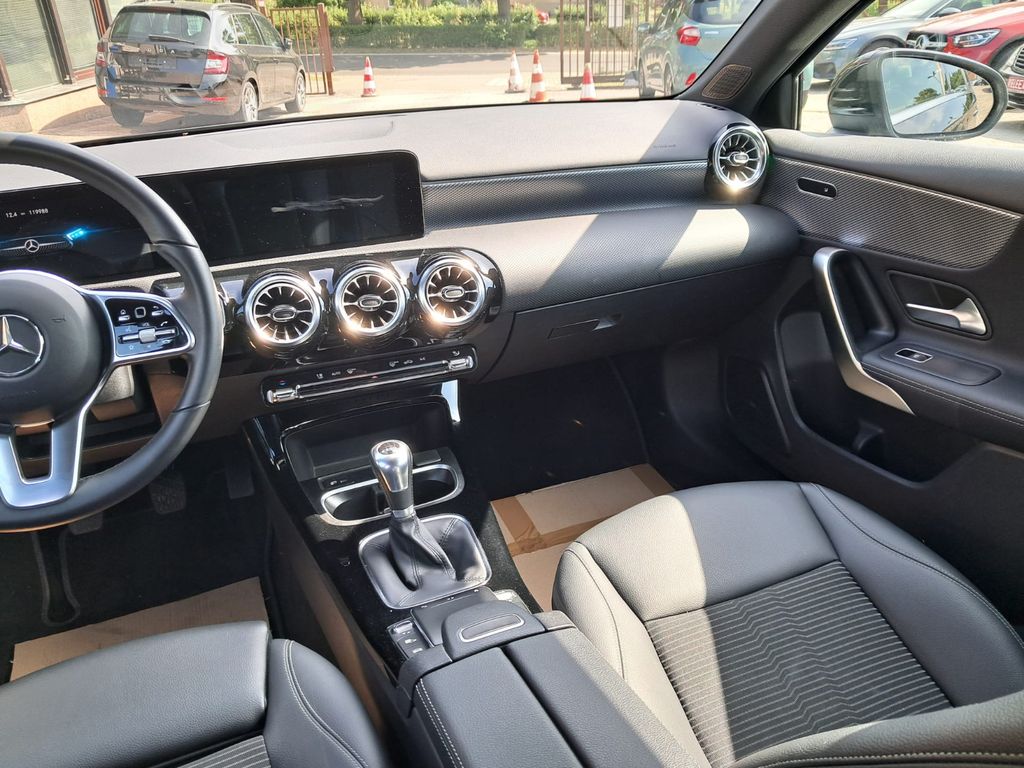 Mercedes-Benz A 200 2022