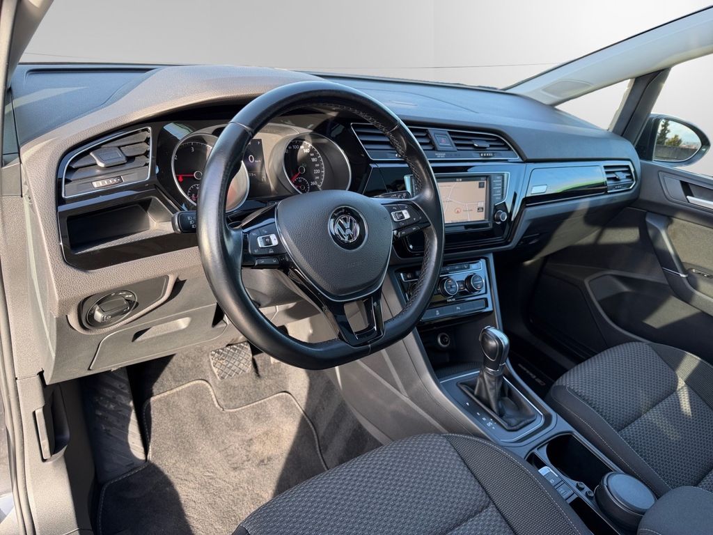 Volkswagen Touran 2015