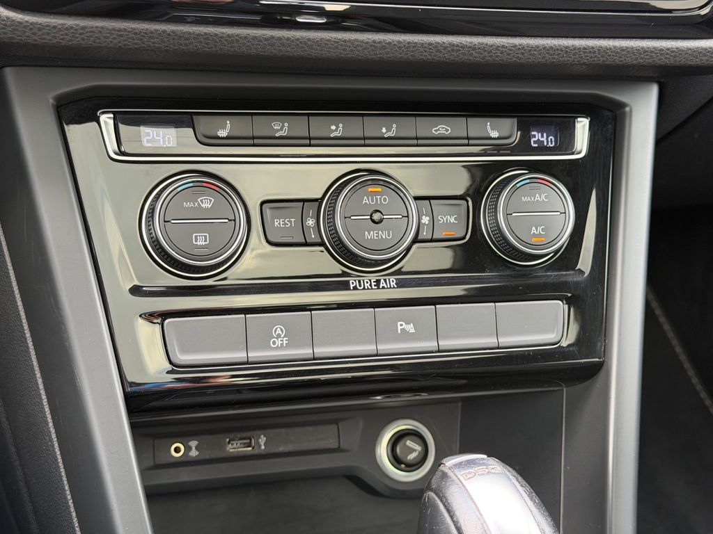 Volkswagen Touran 2015