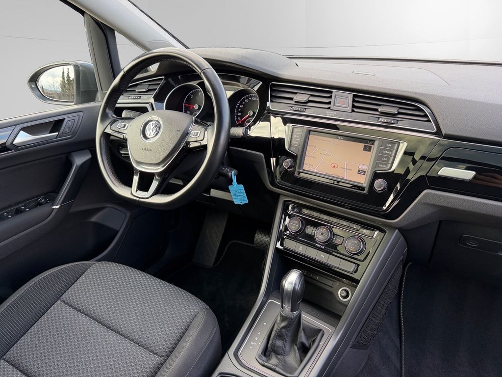 Volkswagen Touran 2015