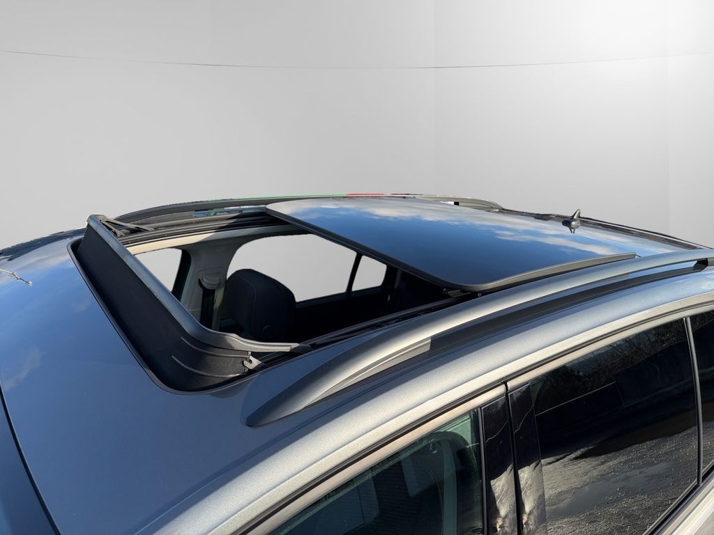 Volkswagen Touran 2015