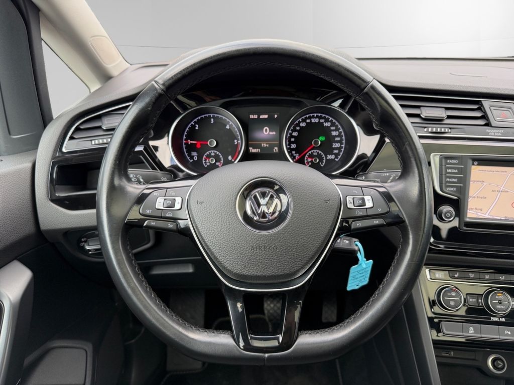 Volkswagen Touran 2015