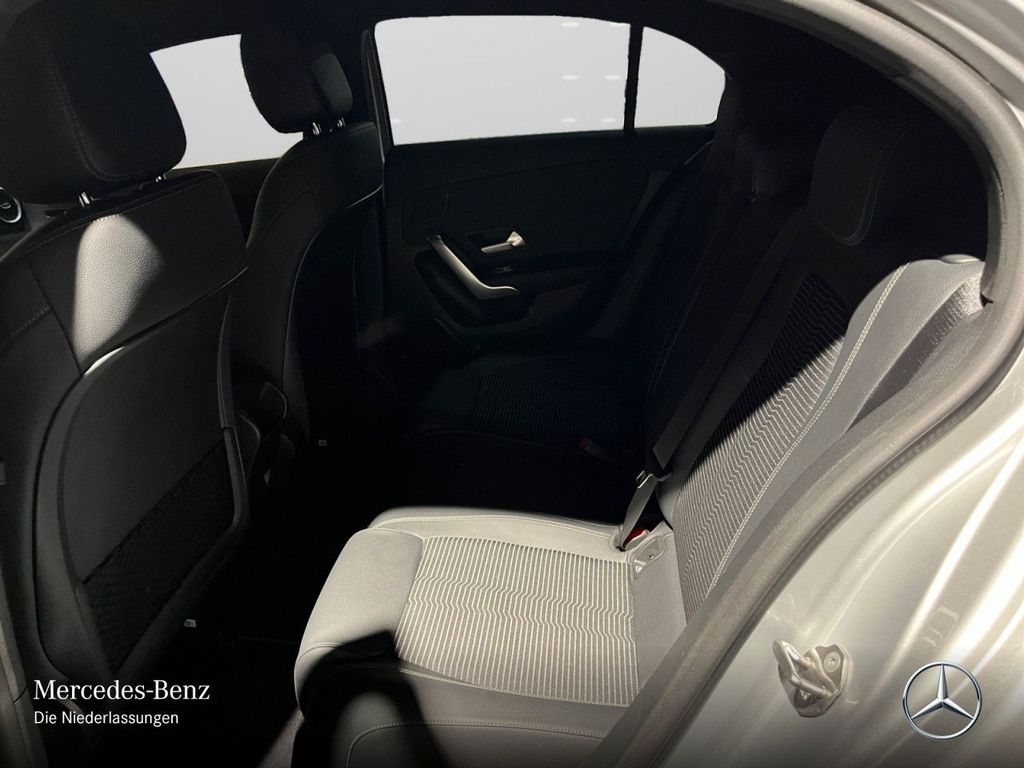 Mercedes-Benz A 200 2021