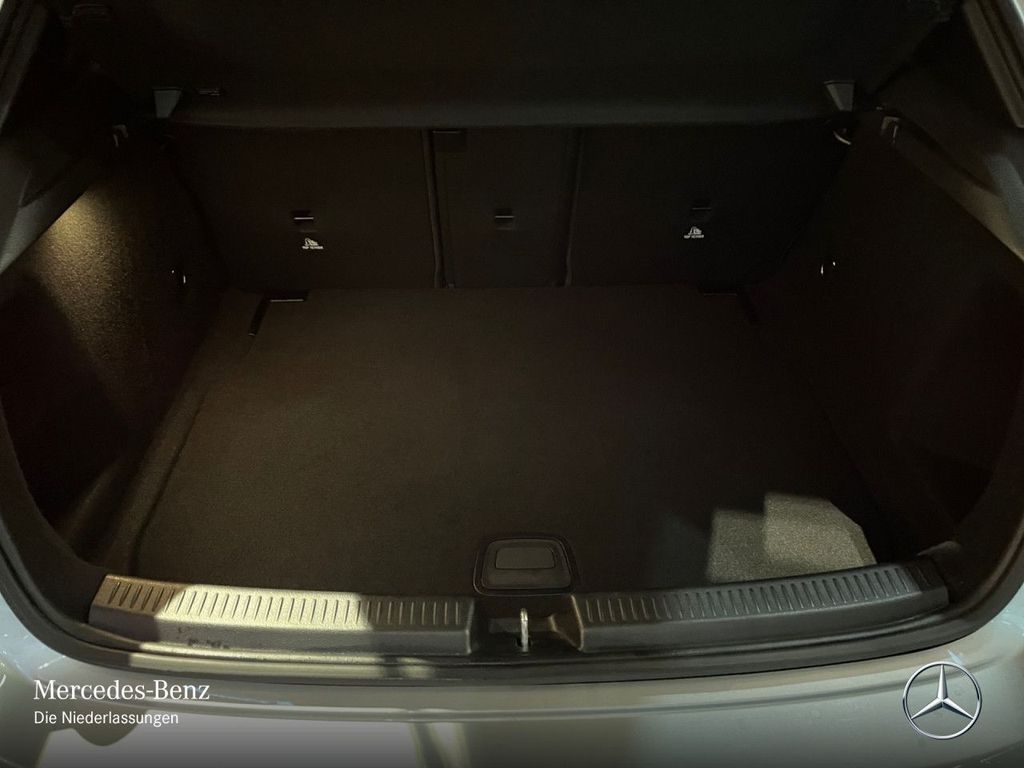 Mercedes-Benz A 200 2021