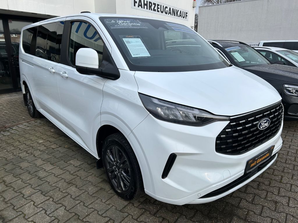 Ford Tourneo Custom 2025