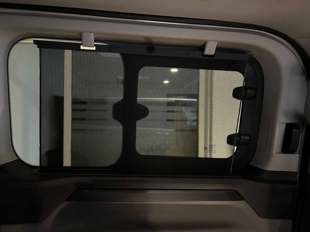 Ford Tourneo Custom 2025