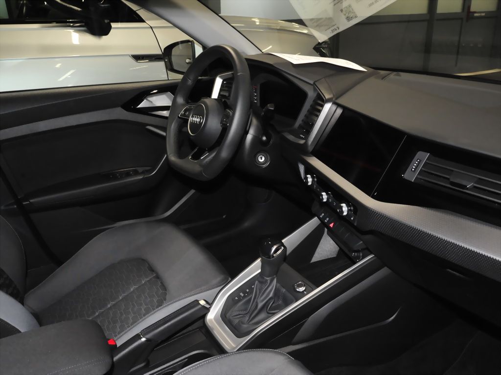 Audi A1 2025