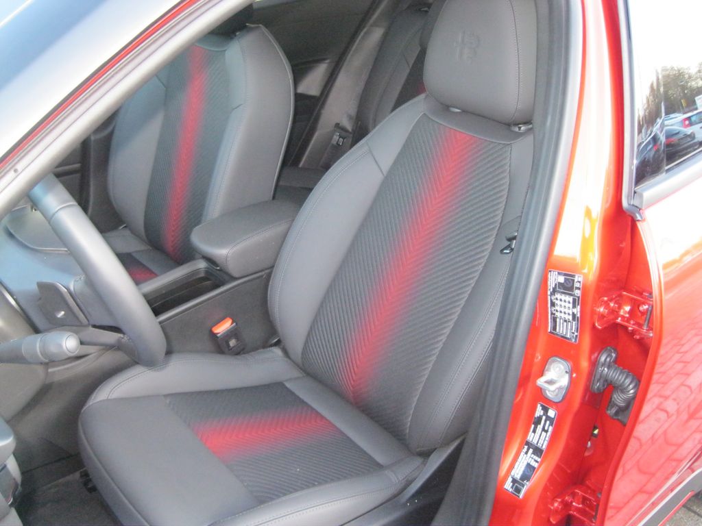 Alfa Romeo Junior 2026