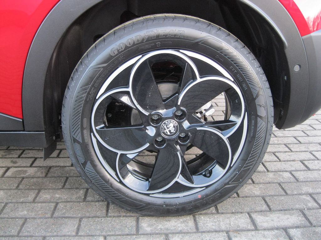 Alfa Romeo Junior 2026