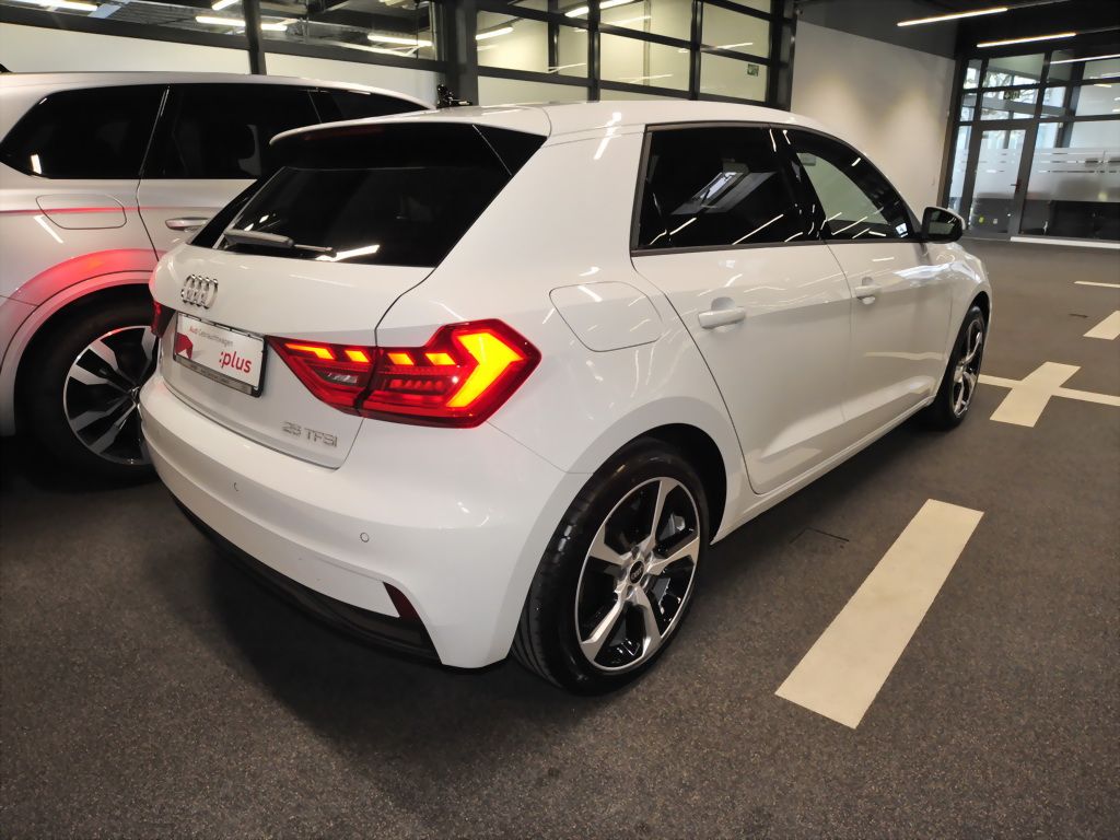 Audi A1 2025