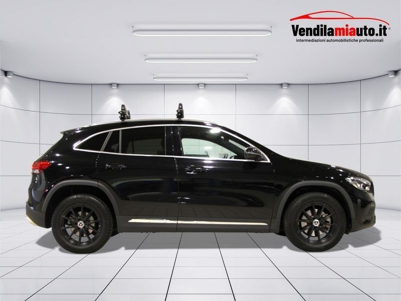 Mercedes-Benz GLA 180 2022