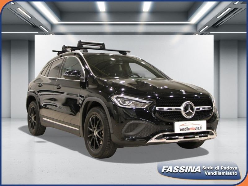 Mercedes-Benz GLA 180 2022