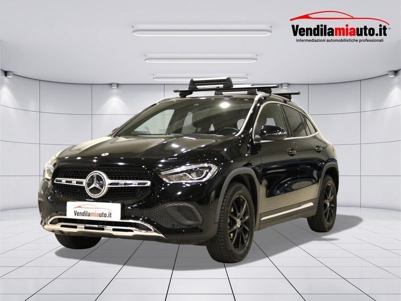 Mercedes-Benz GLA 180 2022