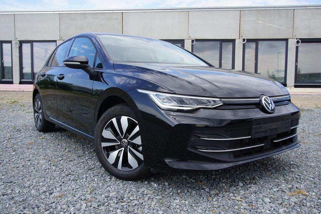 Volkswagen Golf 2024