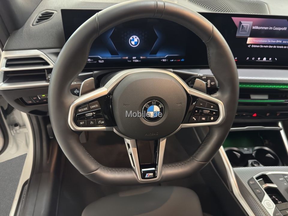 BMW 318 2025