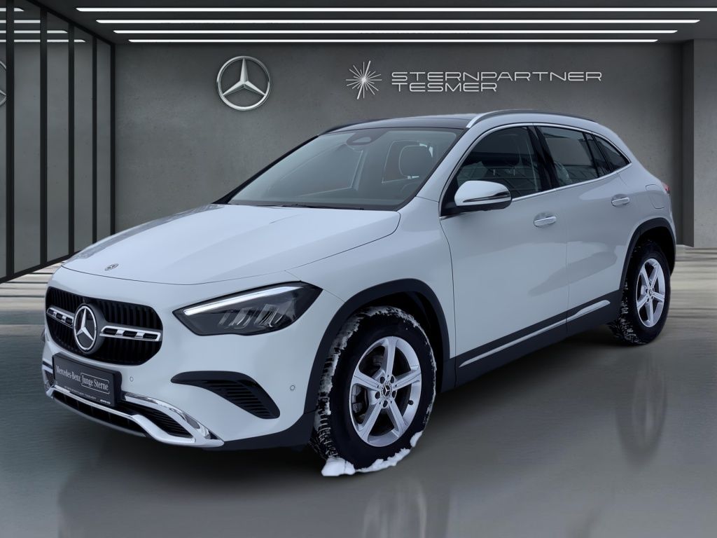 Mercedes-Benz GLA 200 2023