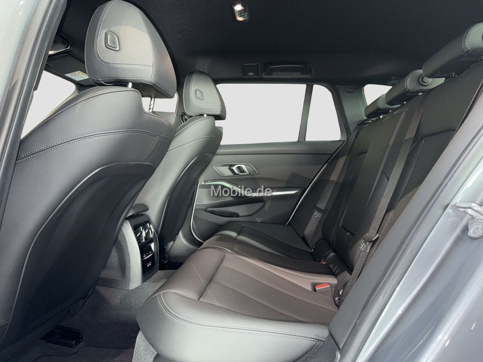 BMW 318 2025