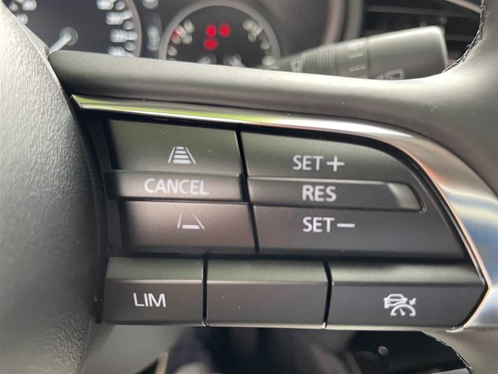 Mazda CX-30 2025