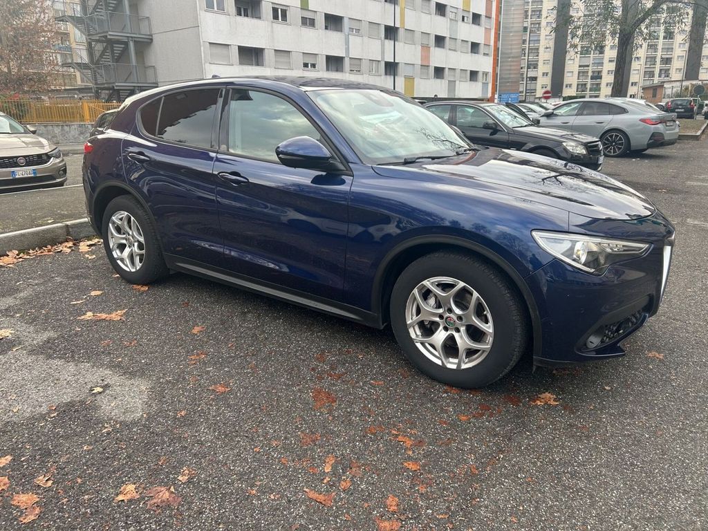 Alfa Romeo Stelvio 2021
