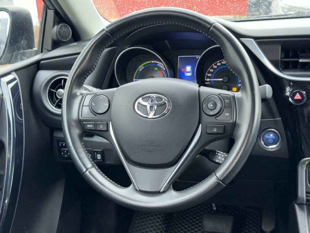 Toyota Auris 2017