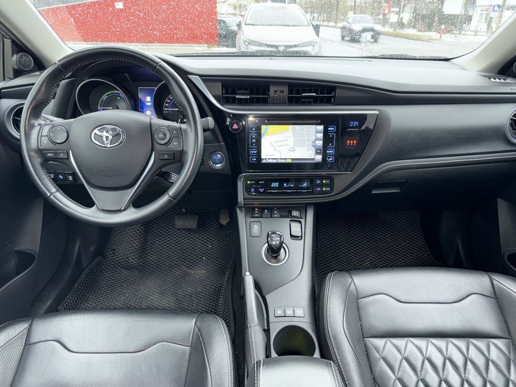Toyota Auris 2017