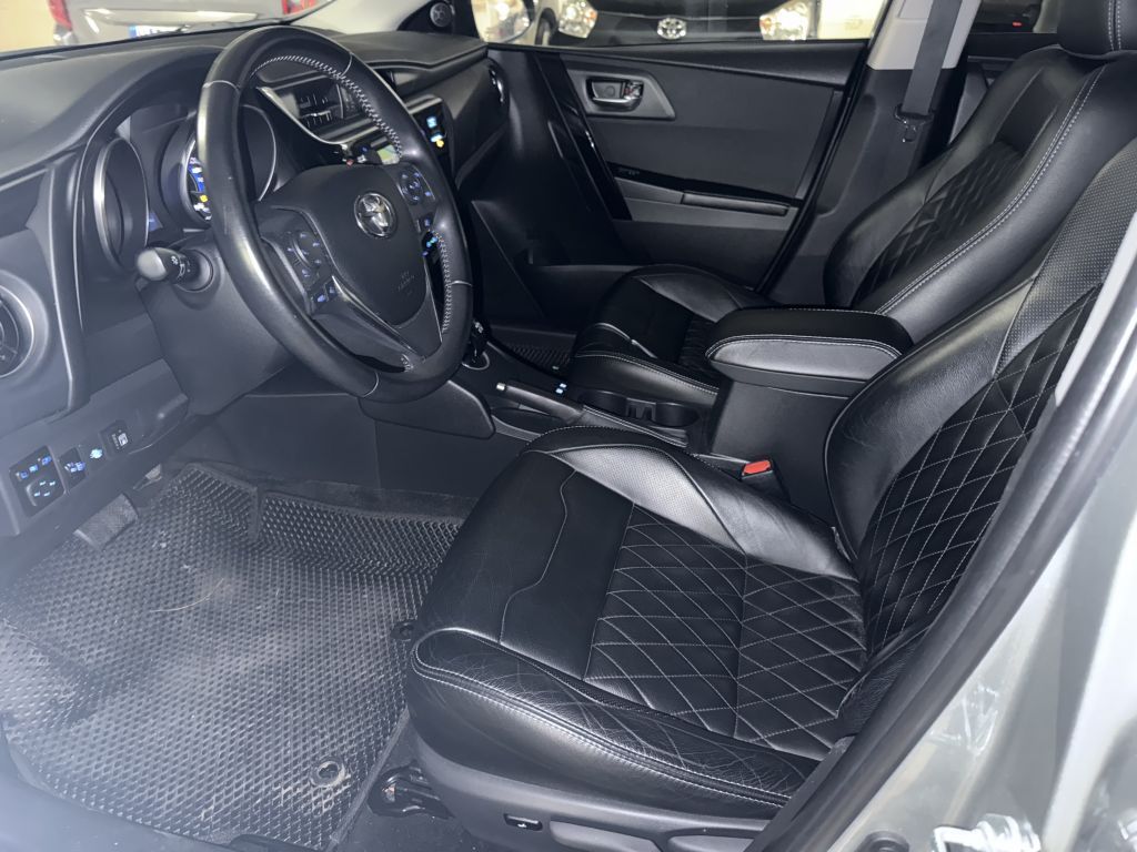 Toyota Auris 2017