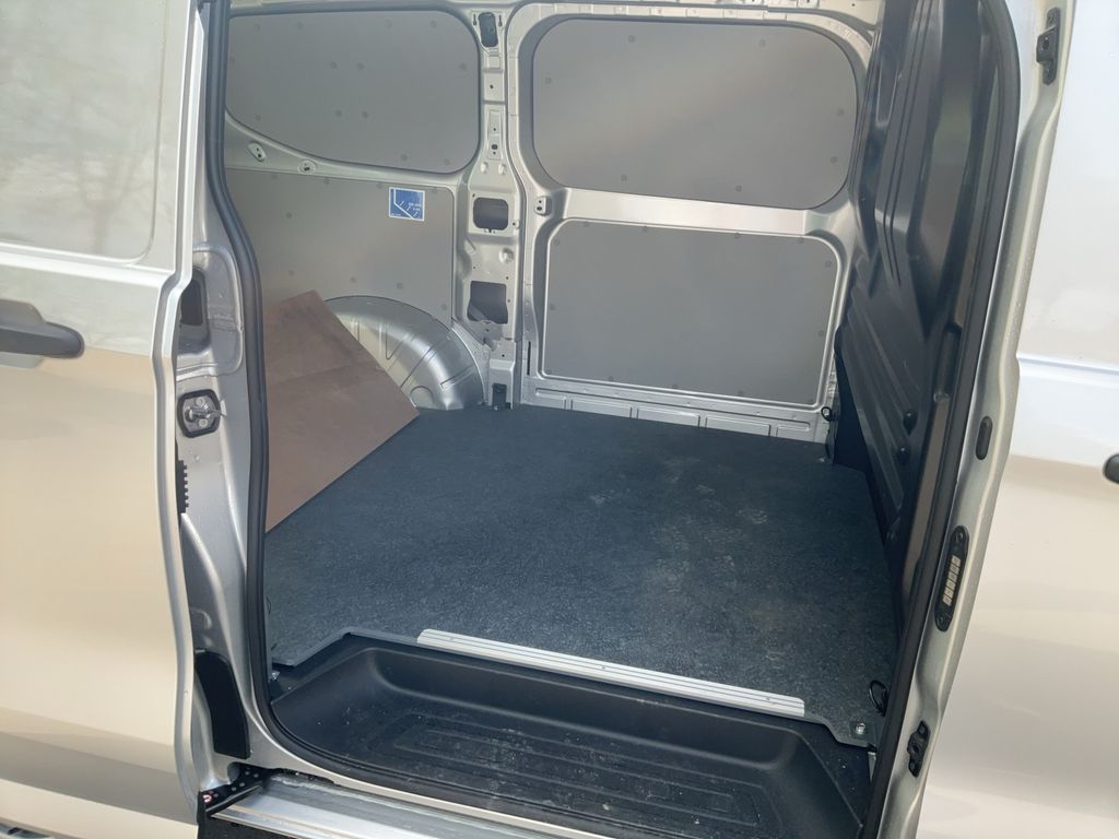Volkswagen T7 Transporter 2025