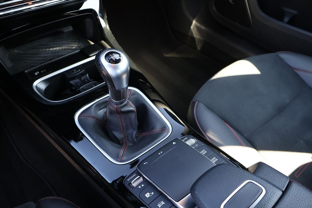 Mercedes-Benz A 200 2022