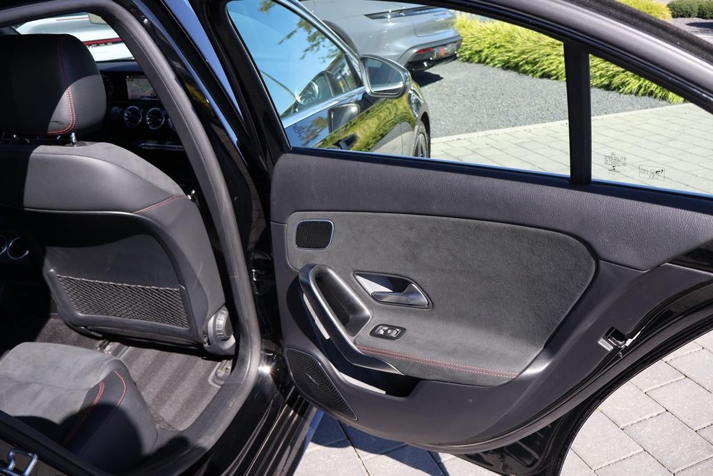 Mercedes-Benz A 200 2022