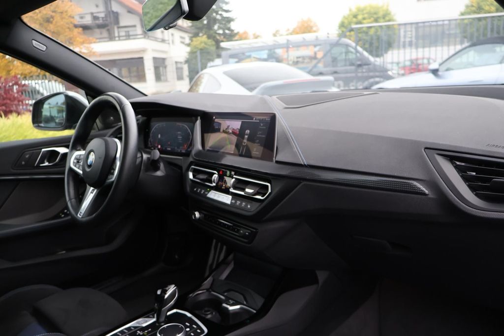 BMW 218 Gran Coupé 2024