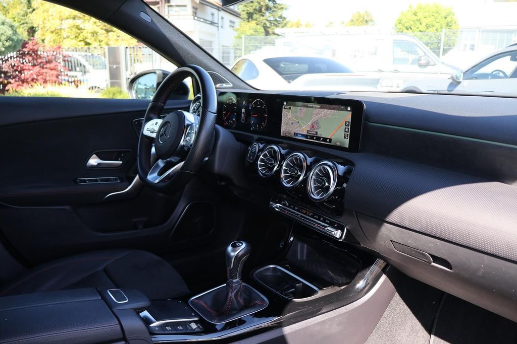 Mercedes-Benz A 200 2022